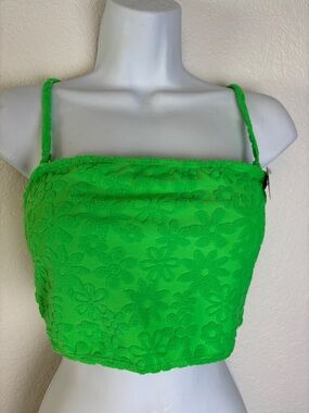 NWT Juniors Green Floral Textured Crop Tank Top- Summer Fun! Size M 7-9